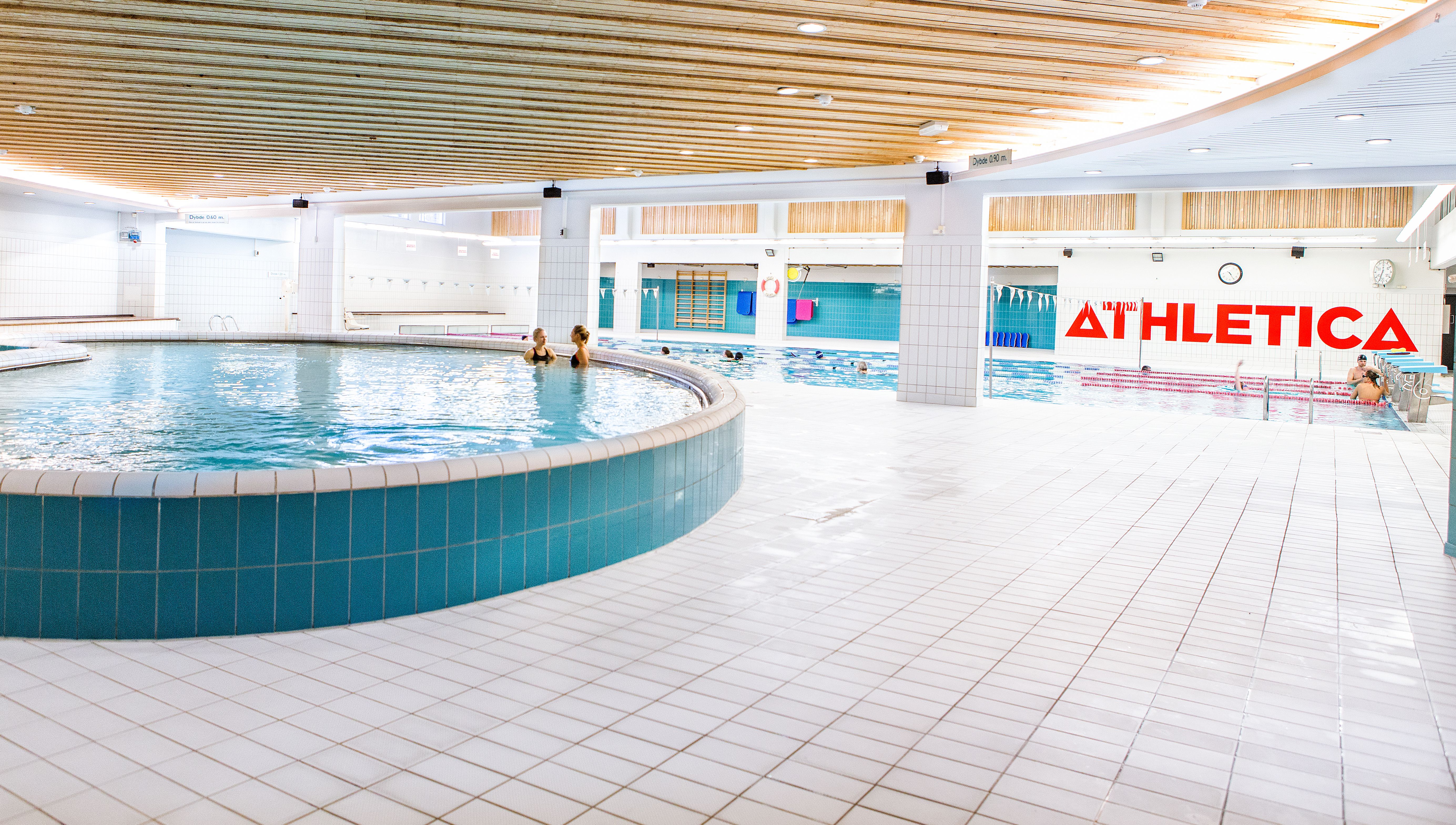 Svømmehallen på Athletica Domus, med barnebasseng. 