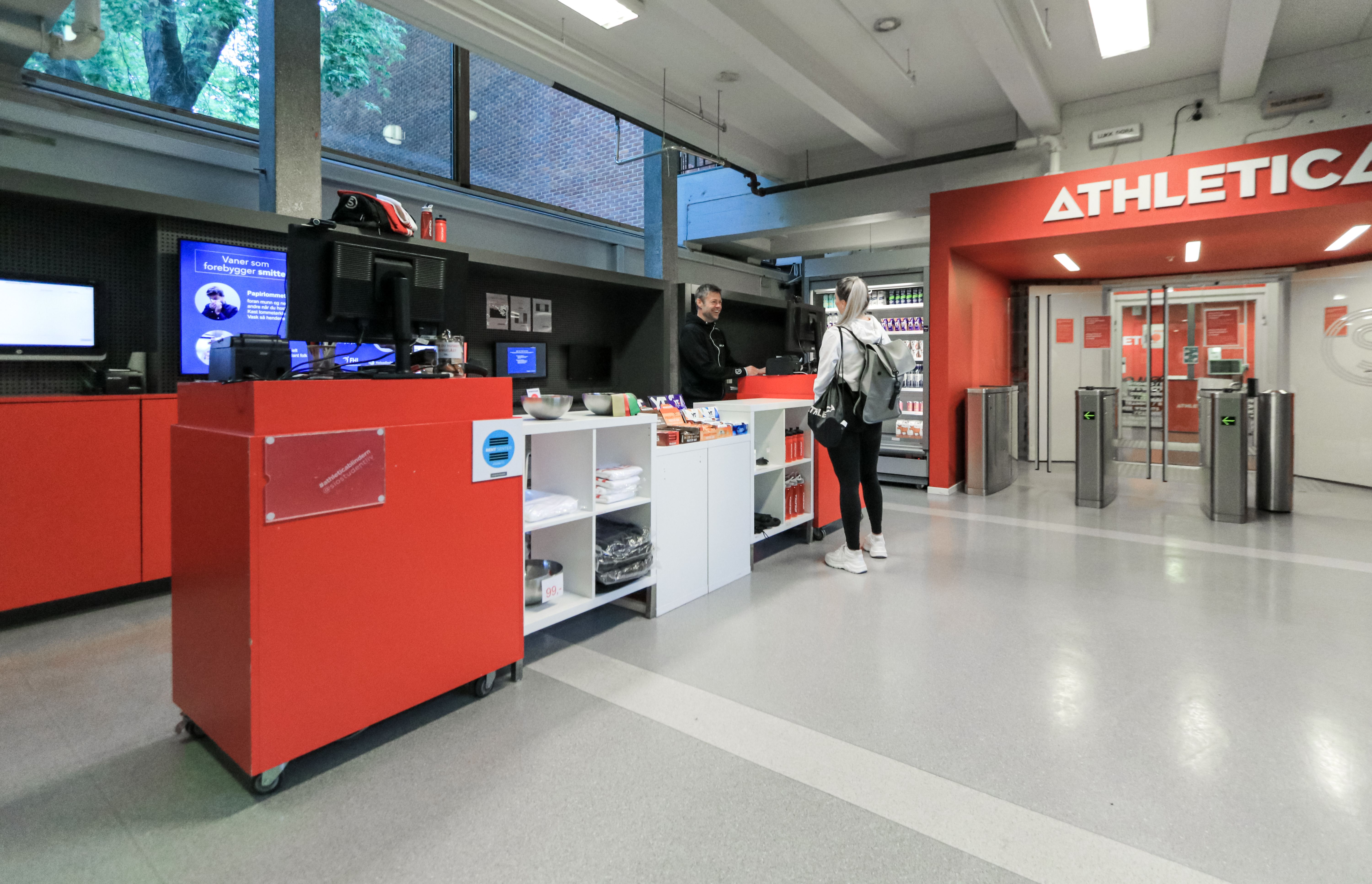 Bilde av respesjonsområdet på Athletica Blindern. 