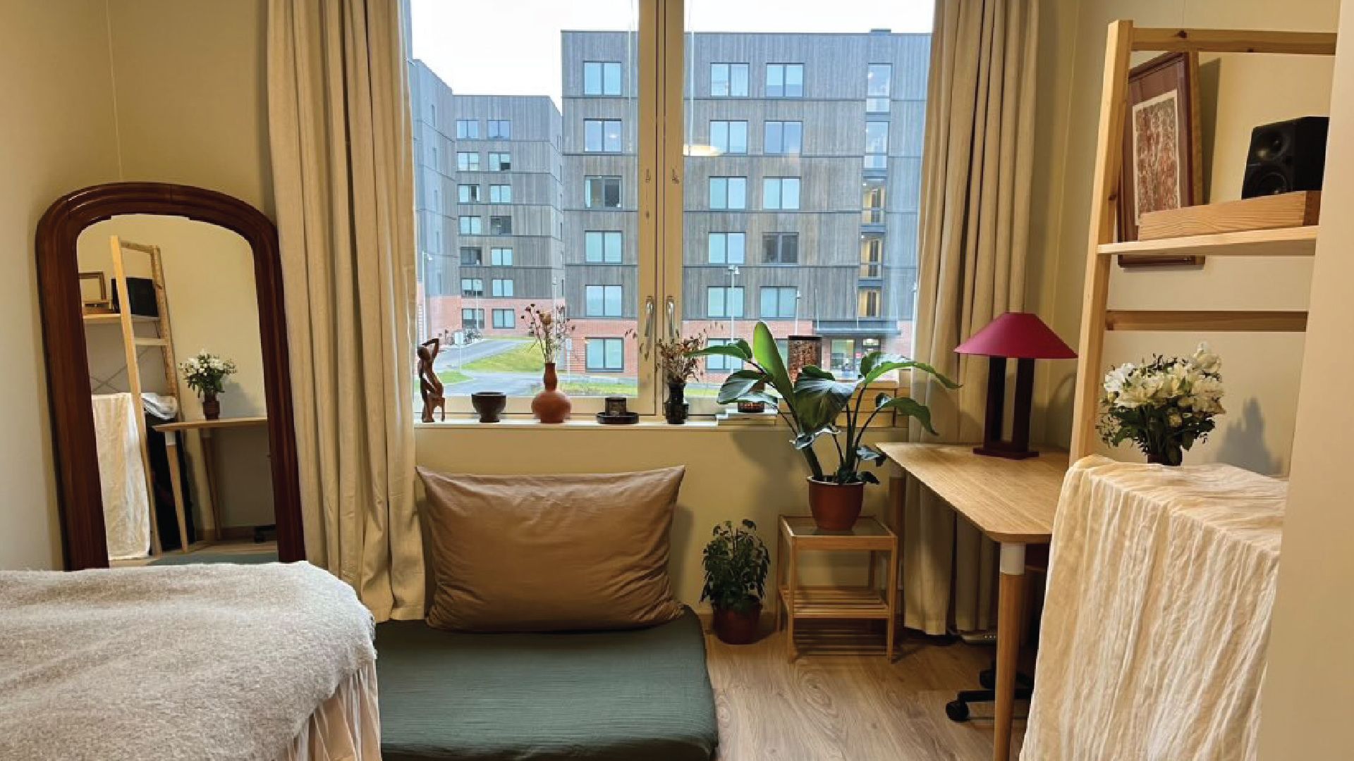 Bilde av hybel/ett-roms fra en SiO studentbolig.