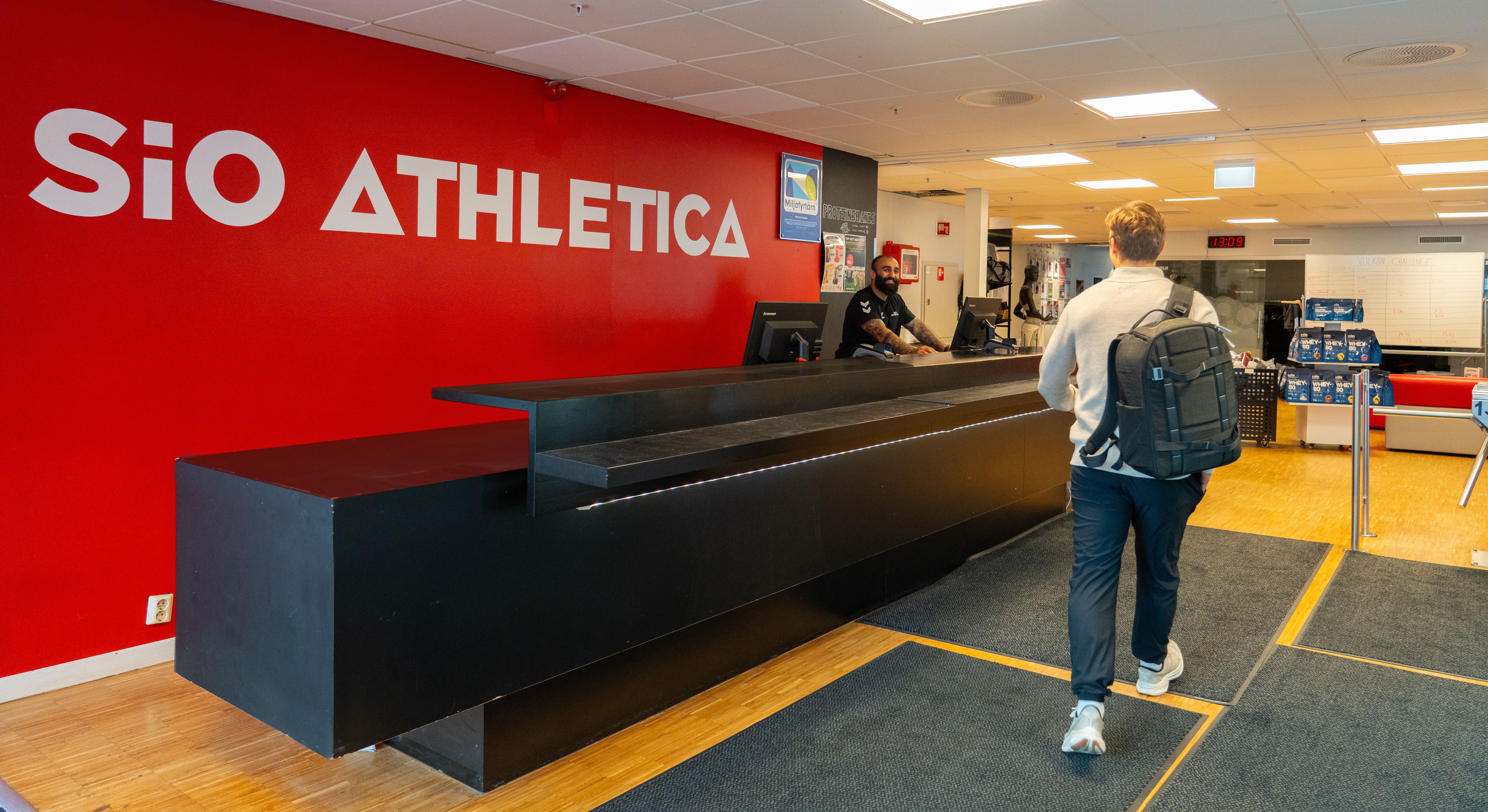 Bilde av resepsjonen på Athletica Vulkan i 4. etg. 